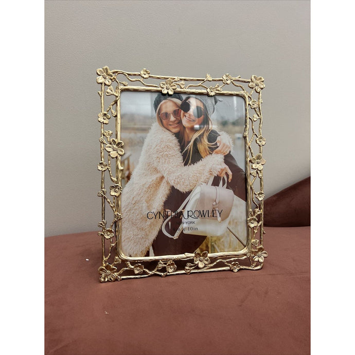 Cynthia Rowley New York Gold Wire Frame Fits 8’’ x 10’’ Photo